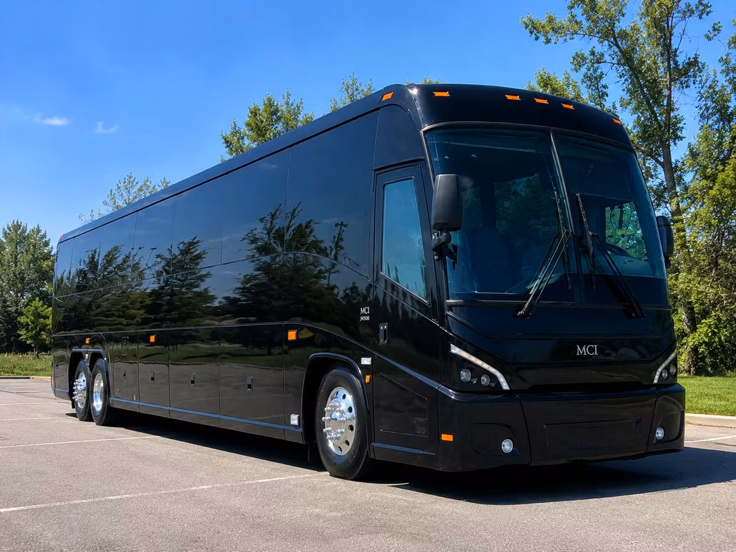field trip buses for sci port discovery center and barnwell garden art center