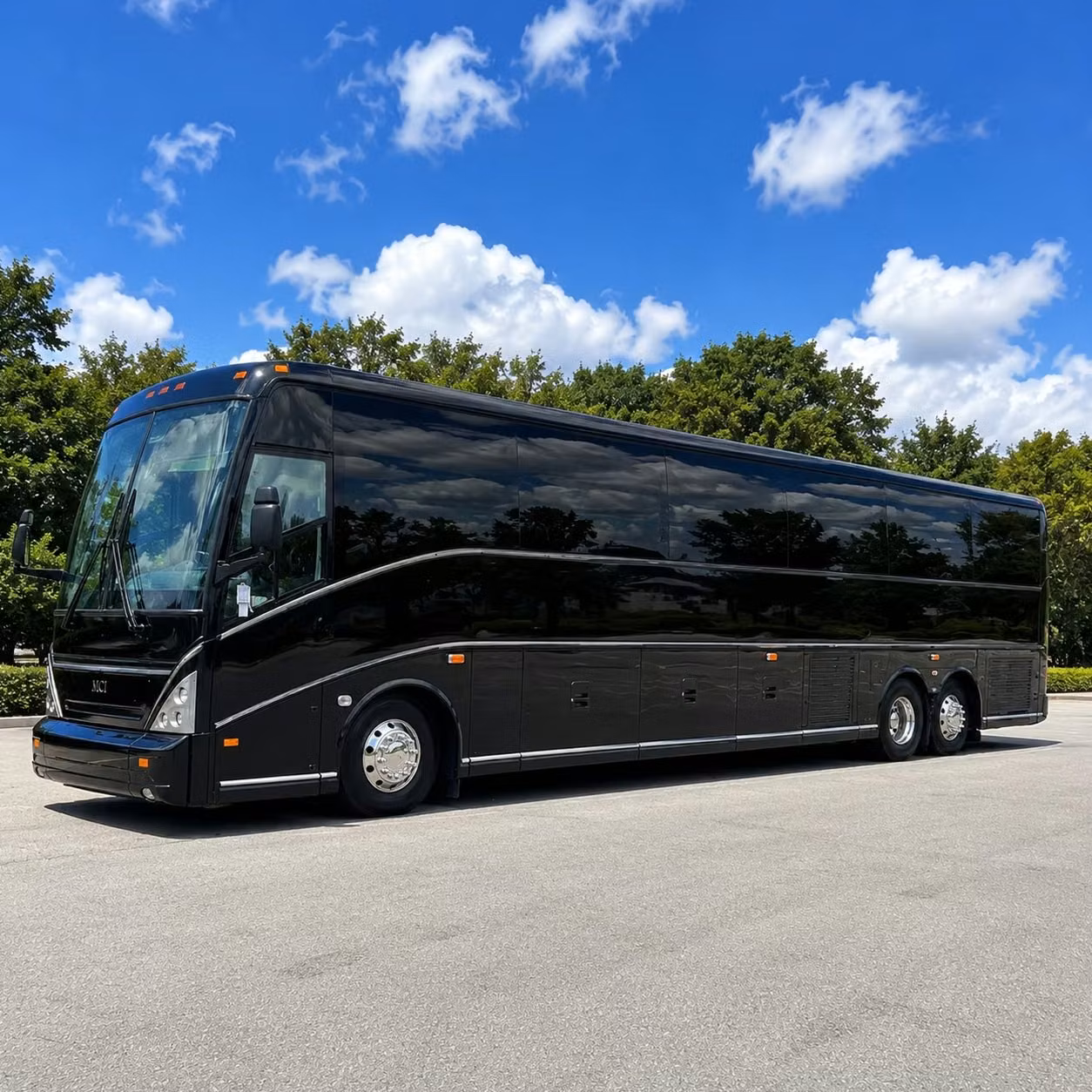 shreveport charter bus rental exterior